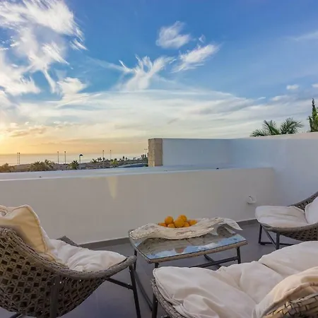 White Whale Costa Adeje (Tenerife)