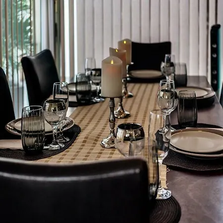 Вилла White Whale *