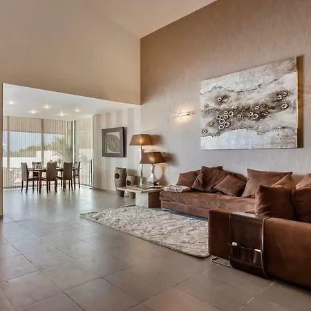 Βίλα White Whale