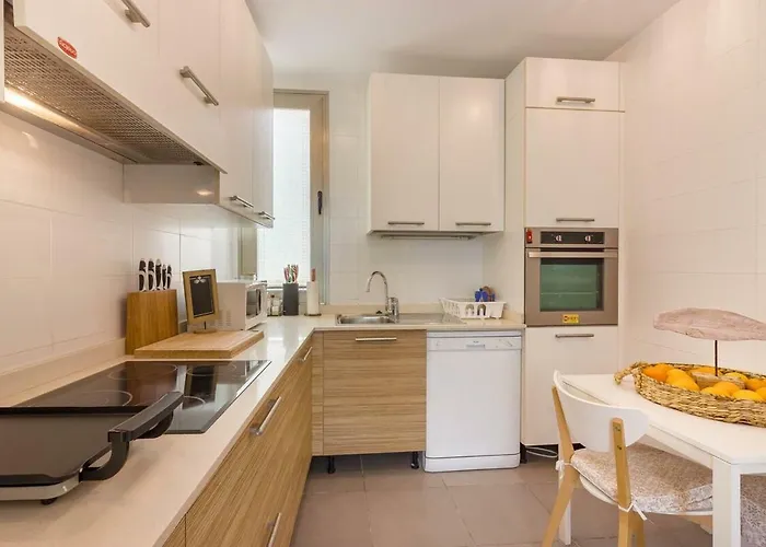 White Whale * Costa Adeje (Tenerife)